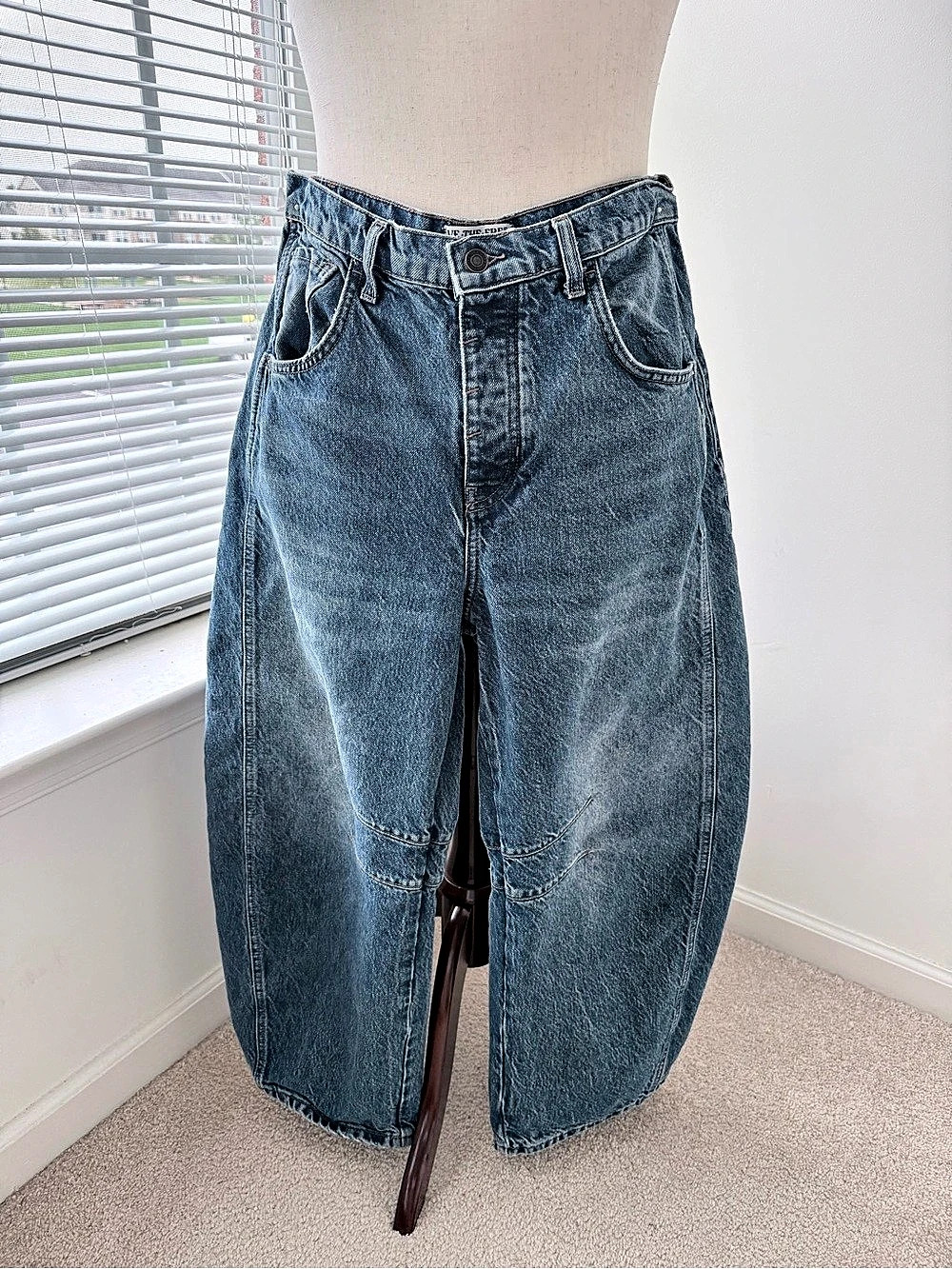 Free People Good Luck Barrel Jeans EUC